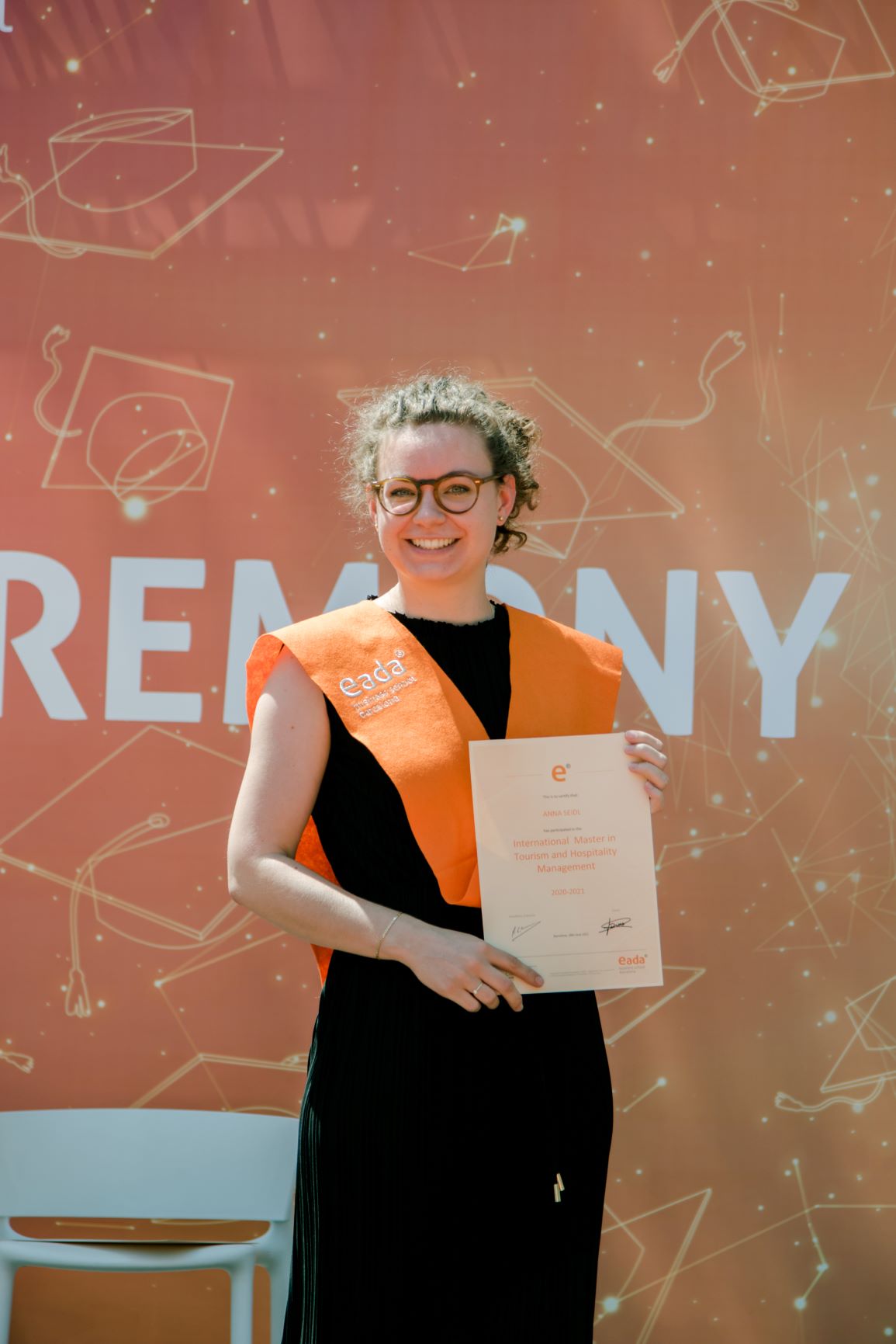 Anna-Seidl-graduate.jpg