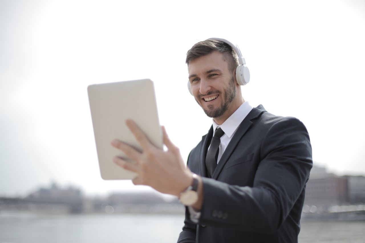 Video-Call2.jpg