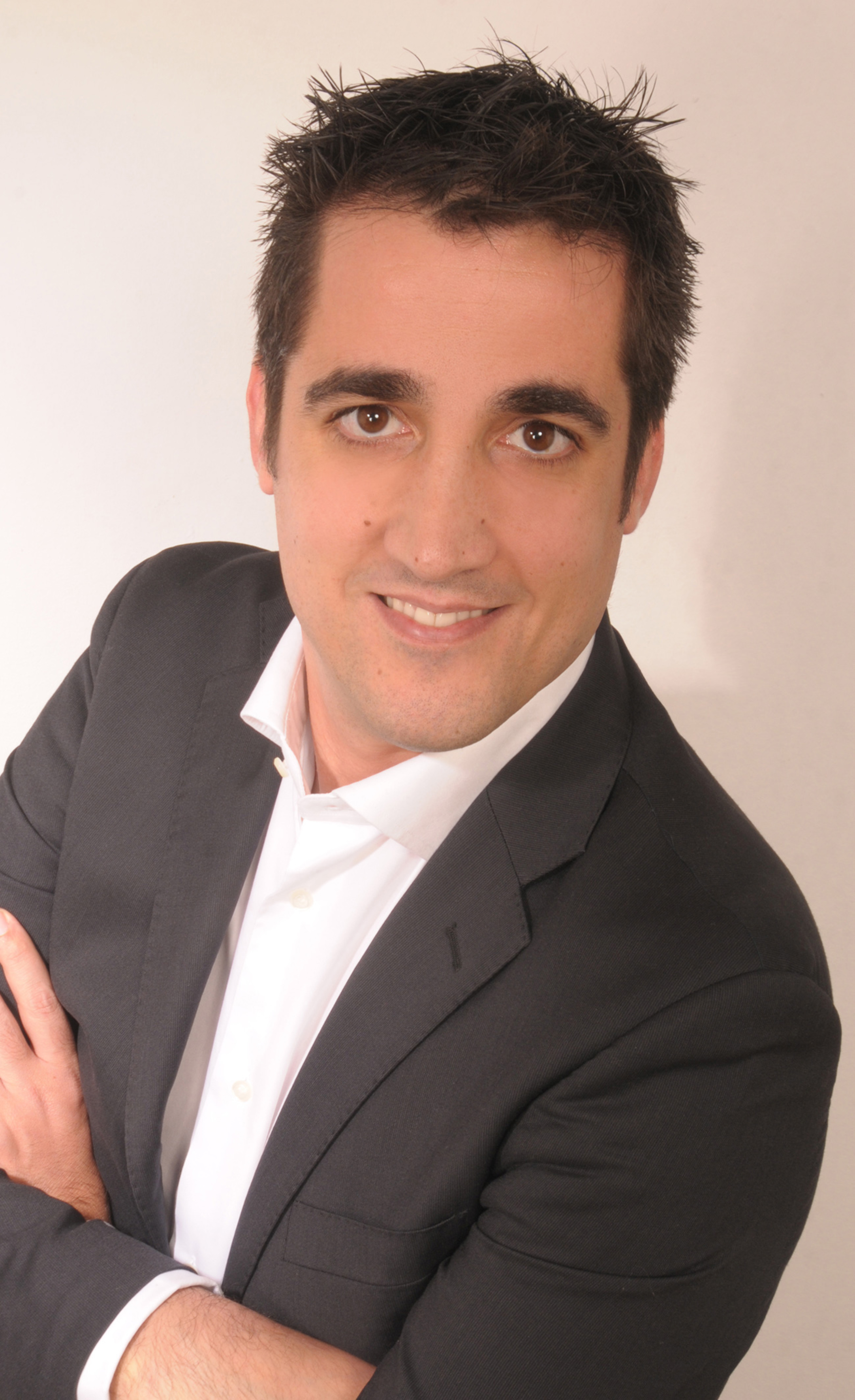 IVAN-CUESTA-ENTREPENEUR-PROFESSOR.jpg