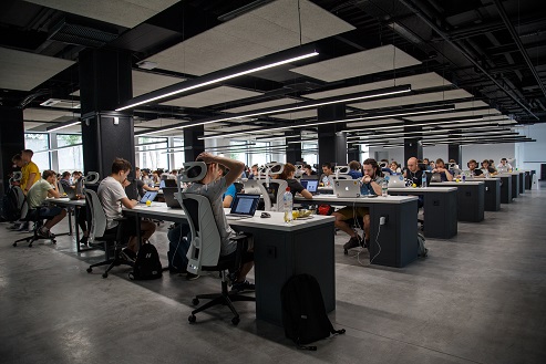 hot-desking.jpg