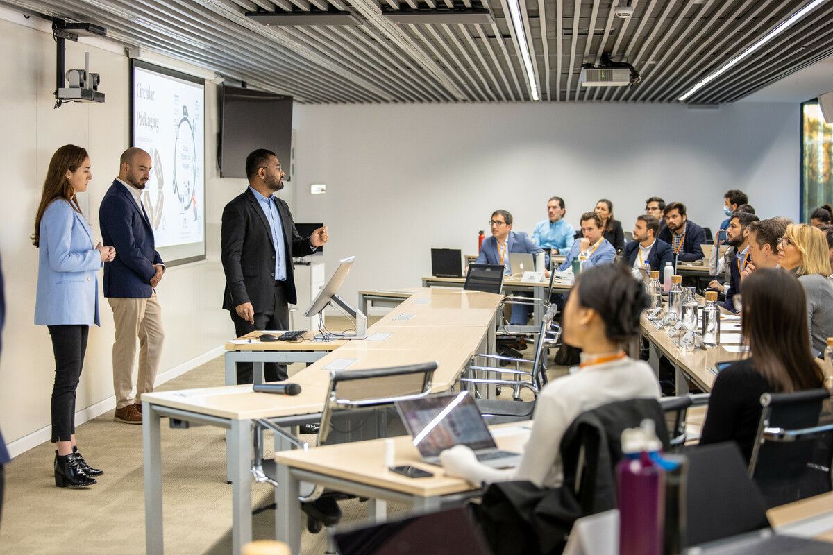 corporate-innovation-challenge-24_presentation-2