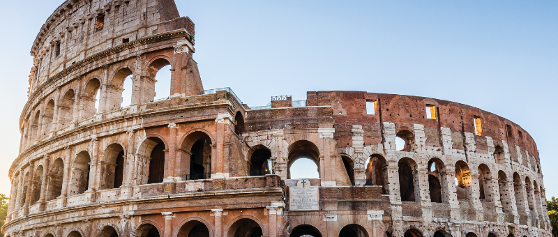 We would like to invite you to meet our admissions team at a private coffee to learn more about EADA's programs in Milan.