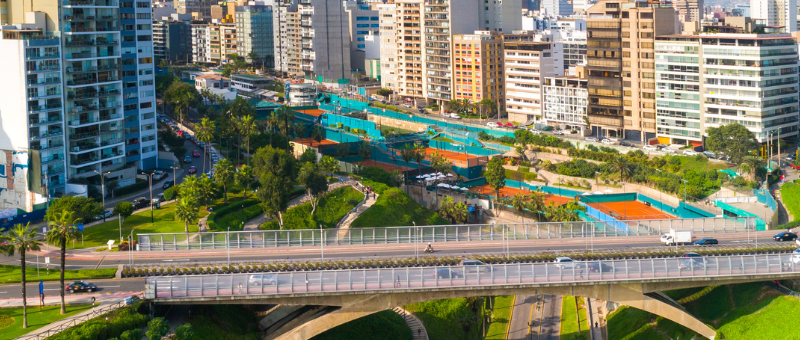 Are you interested in learning what makes EADA Business School Barcelona one of the most prestigious business schools in the world, attracting top quality employers and participants?