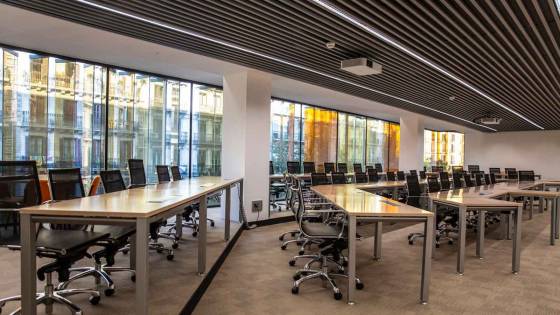 classroom-campus-arago