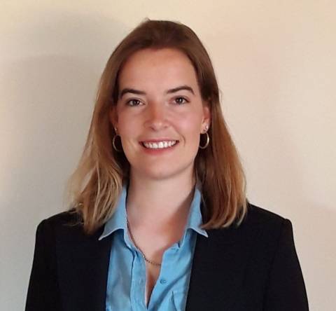 chloe-teal-feature-2