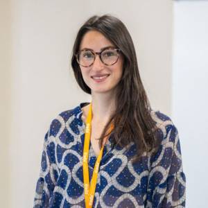 master-online-en-direccion-de-marketing-y-comercial-carla-buj-testimonial